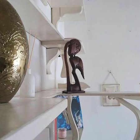 トリノLa Casa Di Marta - Ampia Ed Accogliente Mansarda In Piazza Statutoアパートメント エクステリア 写真