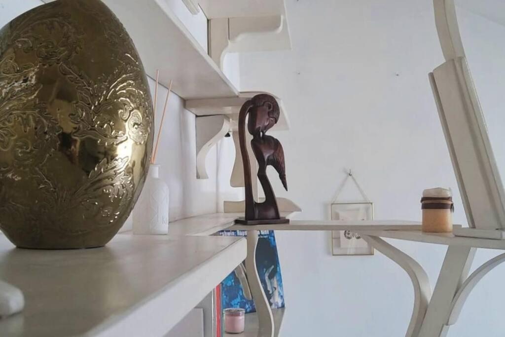 トリノLa Casa Di Marta - Ampia Ed Accogliente Mansarda In Piazza Statutoアパートメント エクステリア 写真